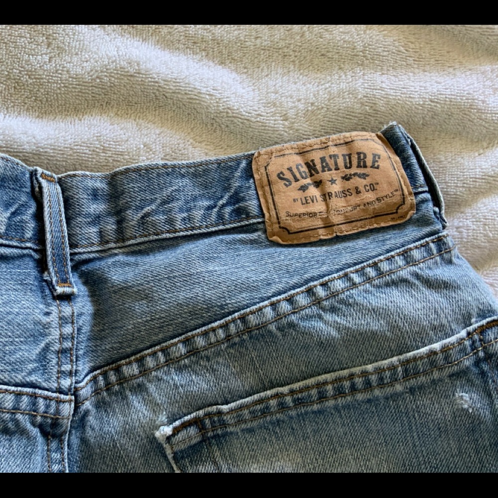 Levis signature jean